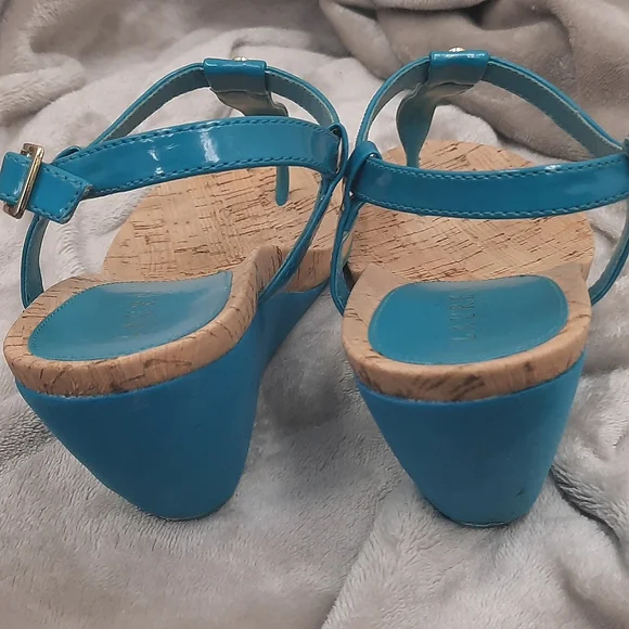 RALPH LAUREN ROSALIA AZTEC BLUE SOFT PATENT SANDAL SIZE 8.5 - Picture 5 of 7